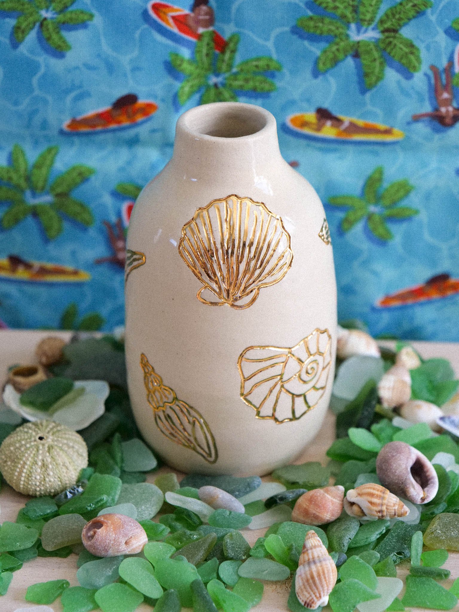 Mini Vase Golden Shells