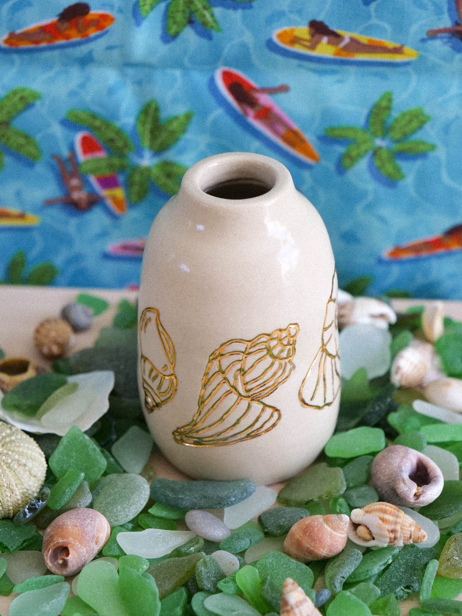 Mini Vase Golden Shells